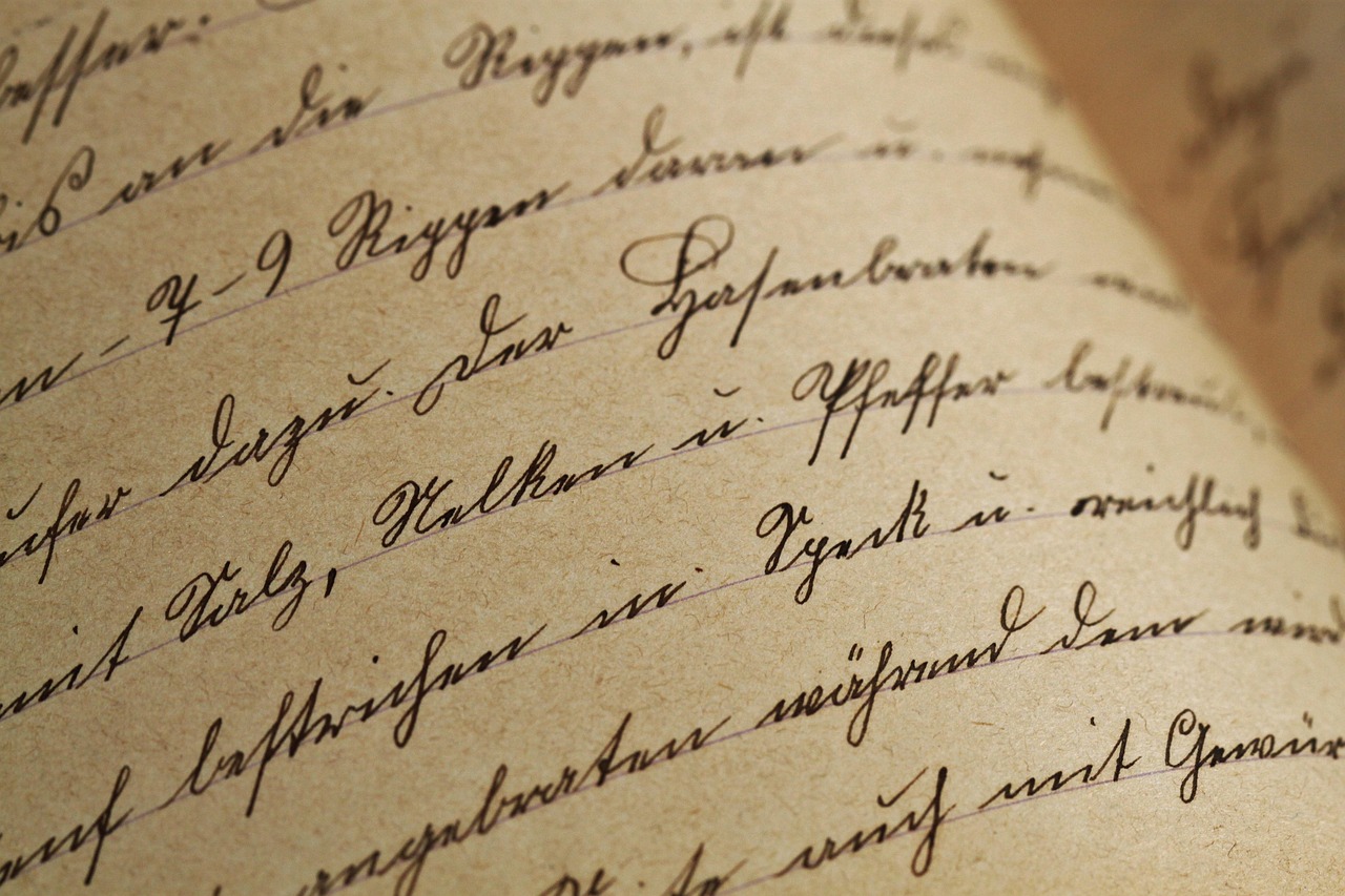 Inside building a simple archive: notes, examples and checks